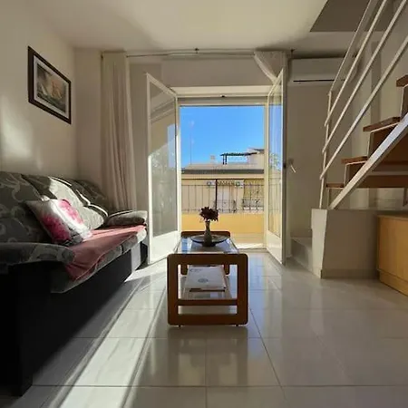 En Apartment *